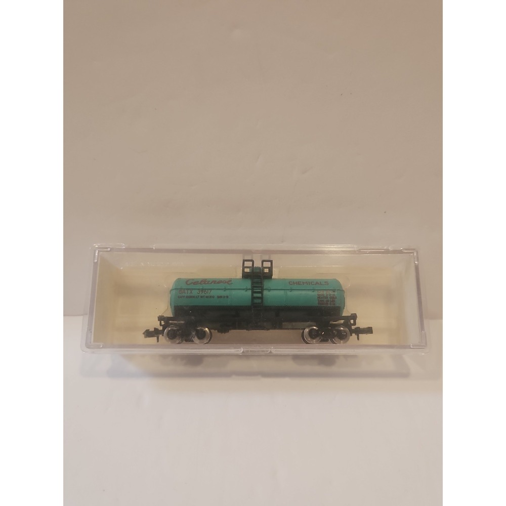 Vintage N Scale Model Power Celanese Chemicals 36617 Tank Car